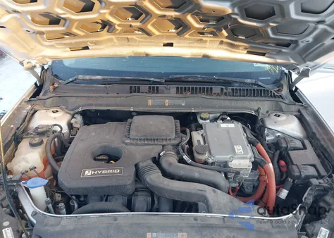 2013 Ford Fusion Hybrid Se z USA, uszkodzony, nr VIN 3FA6P0LU6DR201319